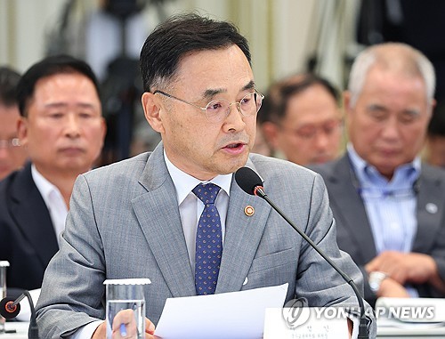 수능 절대평가·서논술형 도입, 하반기 공론화…내년 3월 개편안 확정